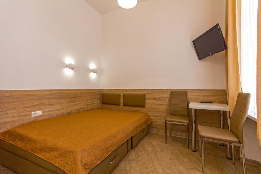 Mini Smart Apartments On Shpytalna 13- Economy Apartment Lemberg Exterior foto